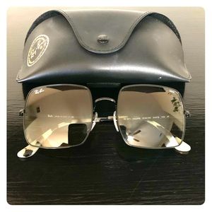 Brand new 1971 square classic Raybans